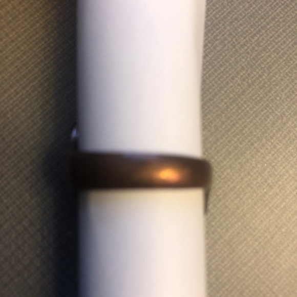 Double Leaf Ring - Picture 7 of 8